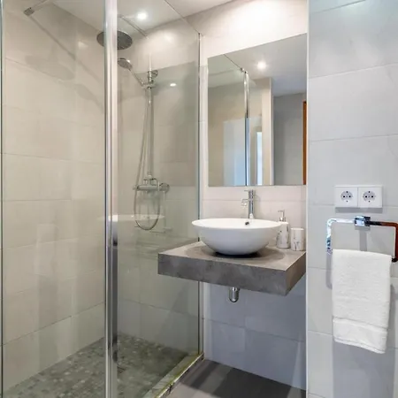 Bressol Deluxe 포엔샤 항구